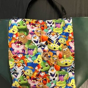 Disney Tote Green Vinyl Metal feet no tags hand sanitizer never used